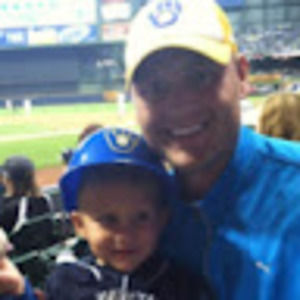 Meet your Posher, Travis